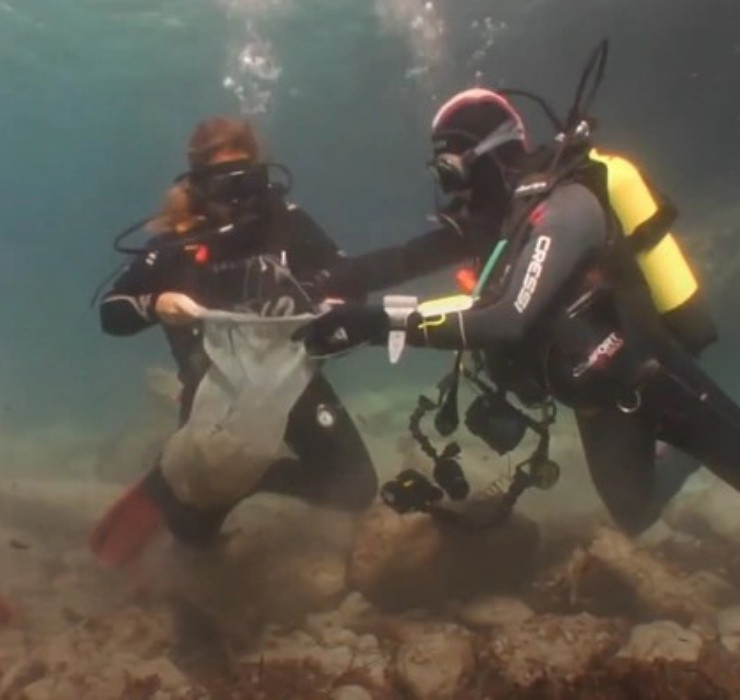 Kho báu này gồm 53 đồng tiền vàng có niên đại lên đến 1.500 năm, độ bảo tồn hoàn hảo đến khó tin nên giá trị lịch sử có thể nói là rất lớn.