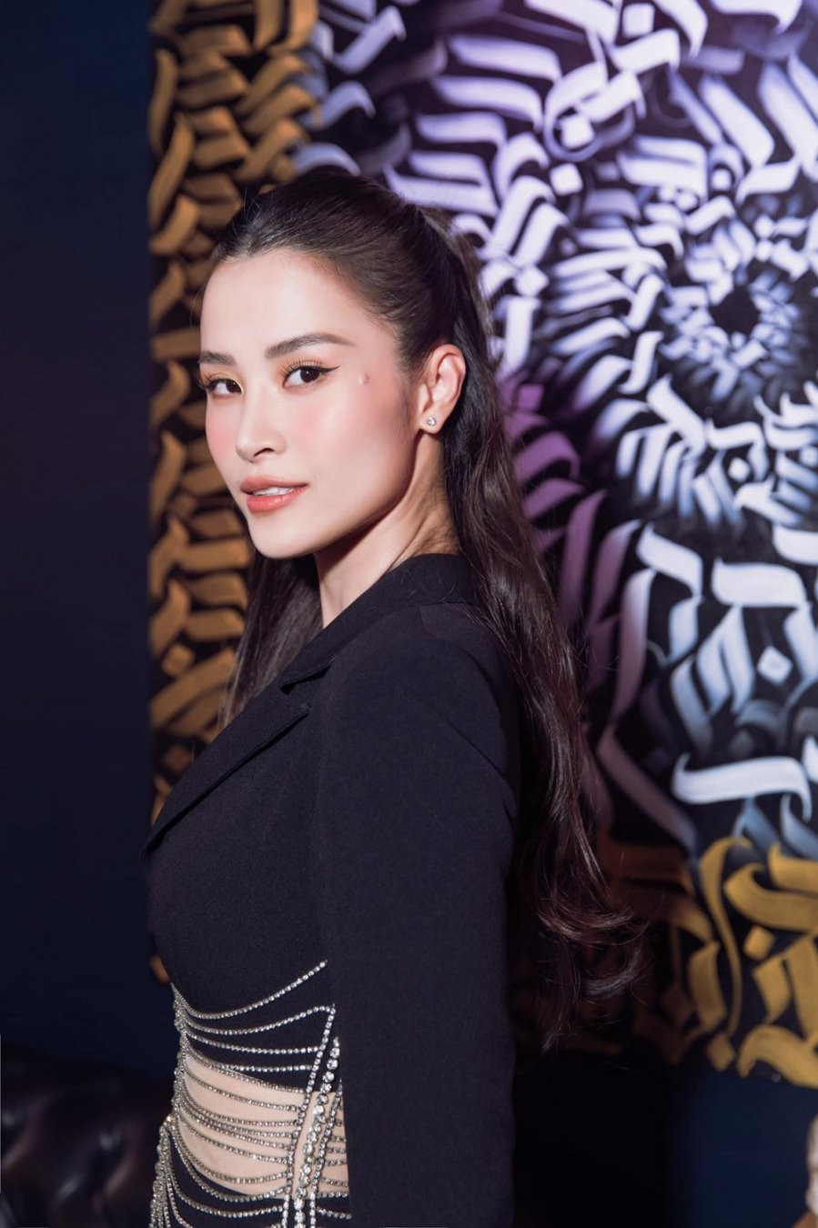 My nhan Viet giu lai not ruoi dac biet... tao dau an cho nhan sac-Hinh-3