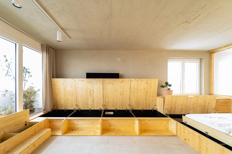 Nội thất thông minh được tận dụng triệt để để chứa đồ