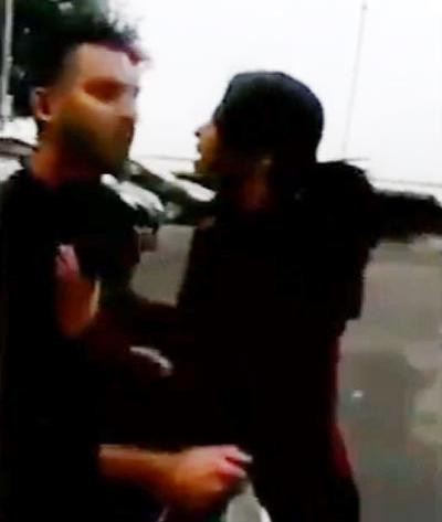 Con re di khach san cung bo nhi, me vo noi 1 cau tieu tam bat khoc