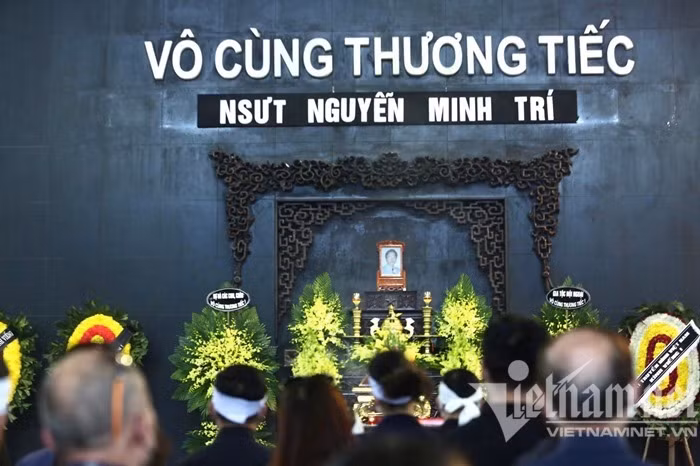 Không khí thương tiếc, xót xa bao trùm Nhà tang lễ Bệnh viện TW Quân đội 108.