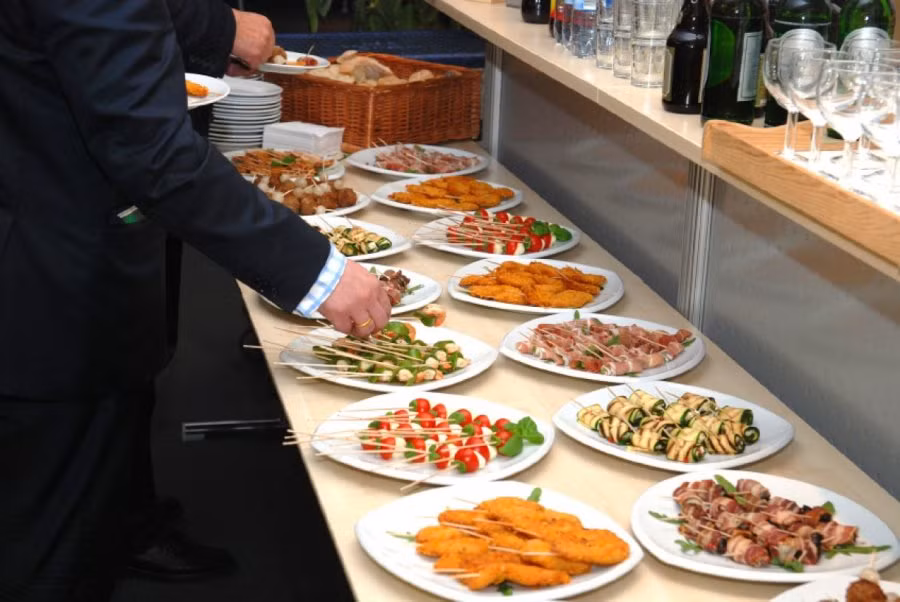 6 bi kip giup ban di an buffet duoc nhieu ma lau bi no, khong so lo-Hinh-3