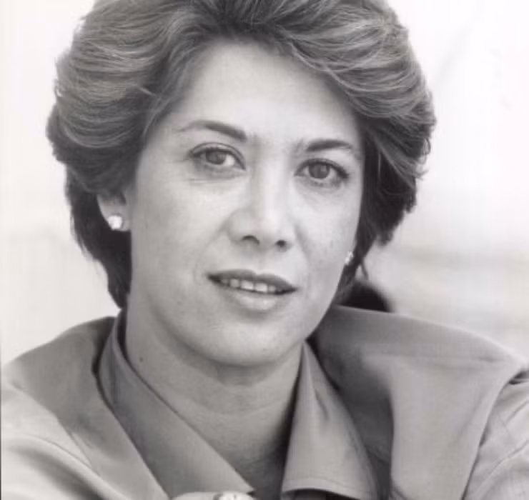 Tuy nhiên, sau khi thị trường nhà đất sụp đổ thì các khoản đầu tư của bà cũng tiêu tán. Vào năm 2011, nhà máy Albemarle của Patricia Kluge đã được Donald Trump mua lại với giá "rẻ mạt".