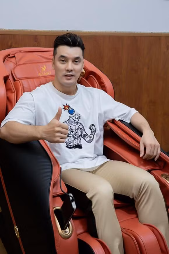 Ung Hoang Phuc: 'Toi tung nhan bao tai dung tien cat se...'