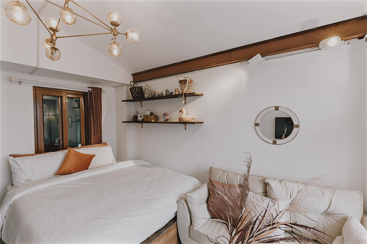 Bien hoa phong gac mai thanh khong gian penthouse mini trong 7 ngay-Hinh-9