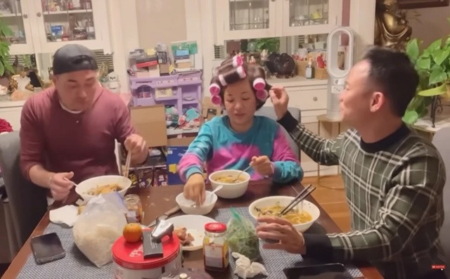 Vuong tin don hen ho danh hai Thuy Nga, con trai Che Linh noi gi?