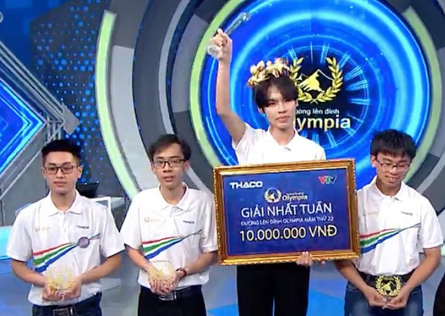 Nam sinh truong chuyen nguoc dong gianh vong nguyet que Olympia-Hinh-2