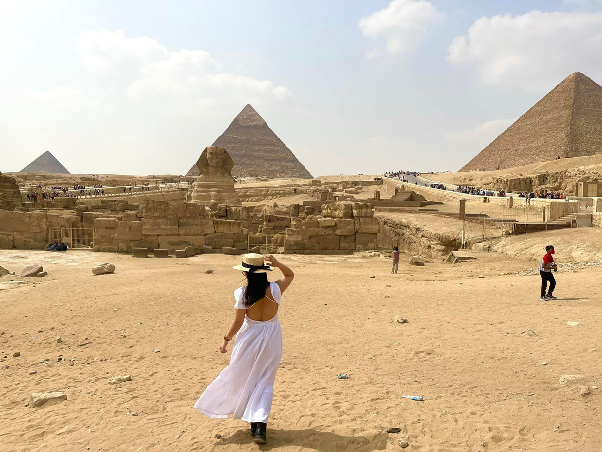 Co gai Viet Nam o Dubai va chuyen du lich mot minh toi Ai Cap-Hinh-2