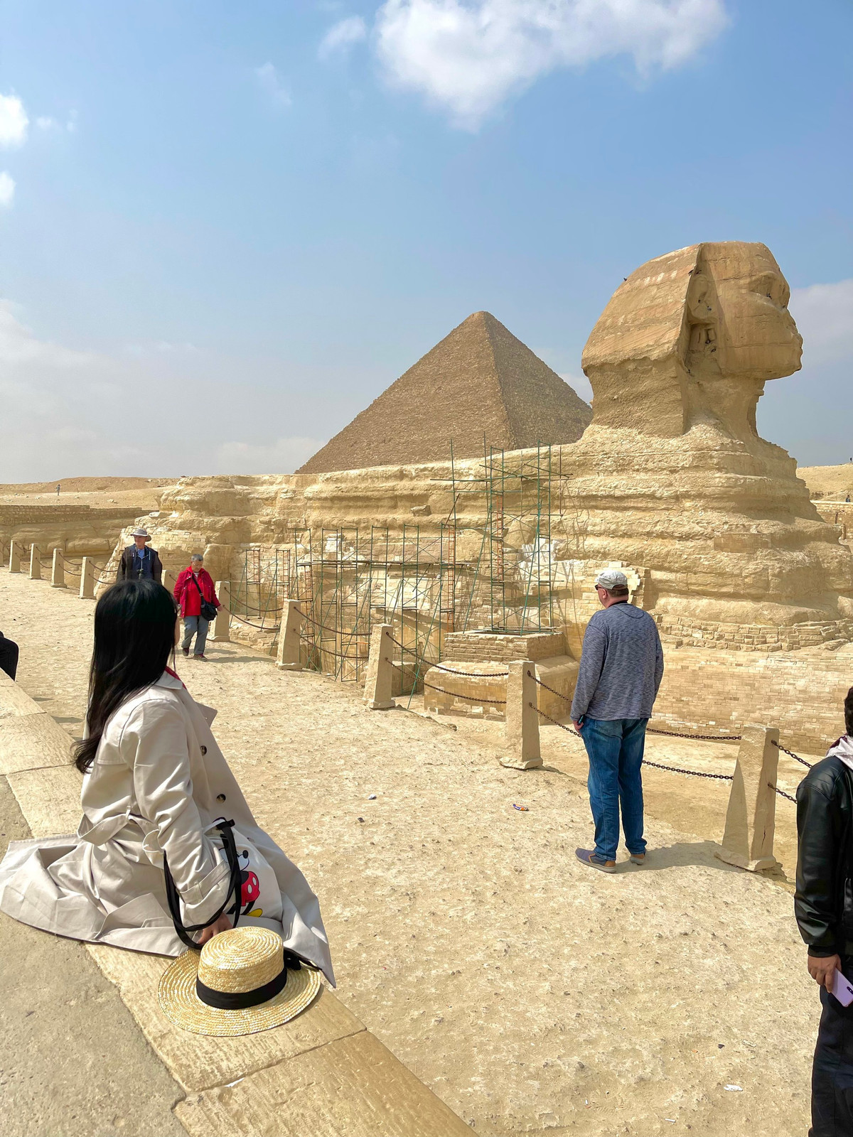 Co gai Viet Nam o Dubai va chuyen du lich mot minh toi Ai Cap-Hinh-3