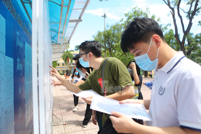 Nong: Du kien thi tot nghiep THPT vao ngay 6-8 thang 7