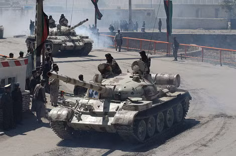 Xe tăng T-62 của Quân đội Quốc gia Afghanistan.