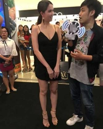 ao Việt Ngọc Trinh với hình ảnh muốn quên.