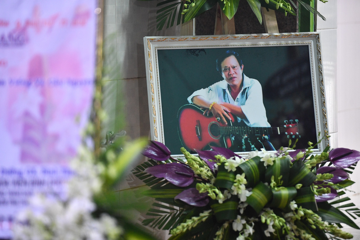 Le tang nhac si Vinh Su tai nha rieng-Hinh-2