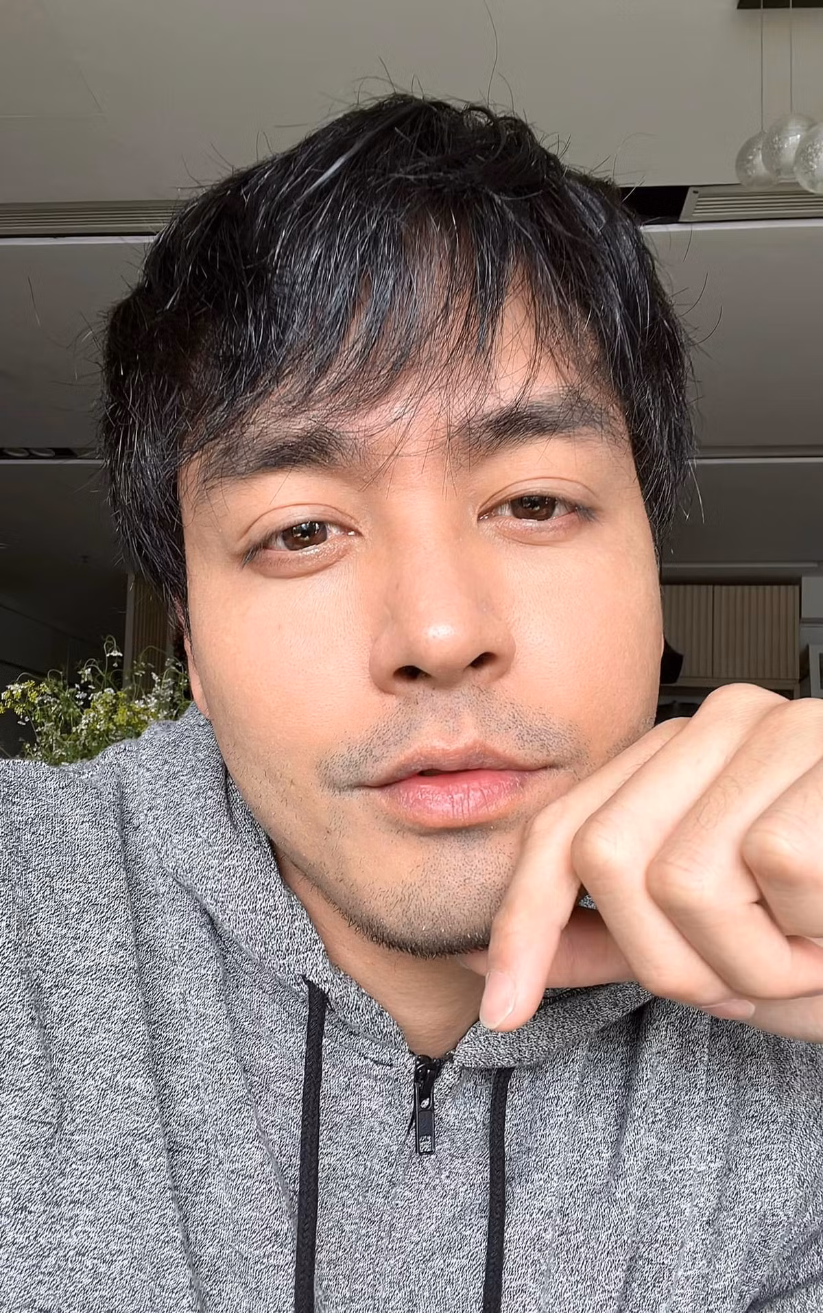 MC Phan Anh hài hước tự nhận: "Gội đầu xong mặt xinh như con gái".