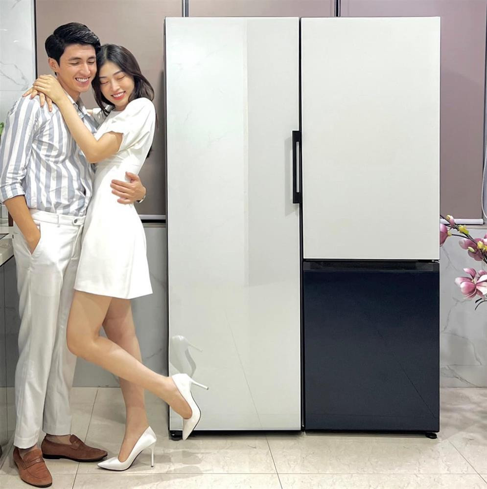 Tình yêu của Bình An và Phương Nga vẫn đang trên đà thăng hoa sau nhiều năm hẹn hò. Nam diễn viên và bạn gái được ủng hộ sớm về chung một nhà.