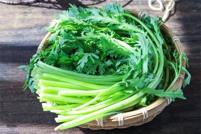 Loai rau vai nghin/mo lai la thuoc bo mau, duong tim, tri mat ngu-Hinh-3