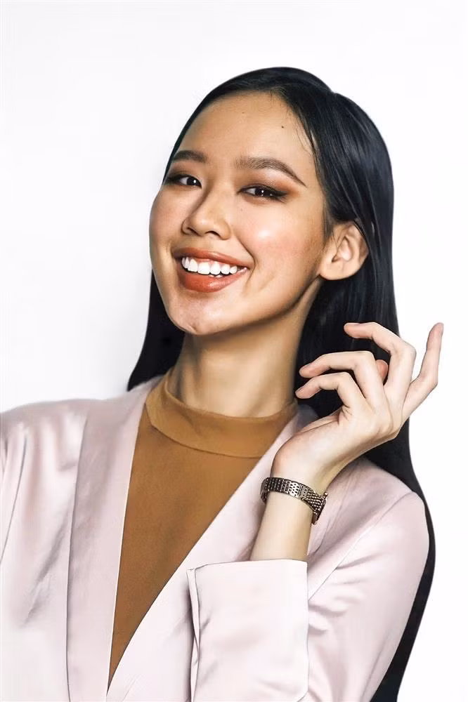 Bảo Ngọc từng dính nghi vấn độn cằm nhưng cô phủ nhận và cho biết bản thân chưa từng phẫu thuật thẩm mỹ.