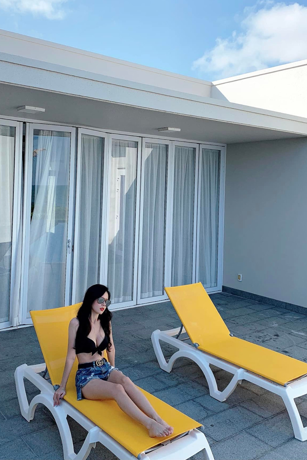  Midu nói, 40 kg thường được cho là quá gầy nhưng cô lại rất hài lòng với chỉ số cơ thể mình hiện tại.