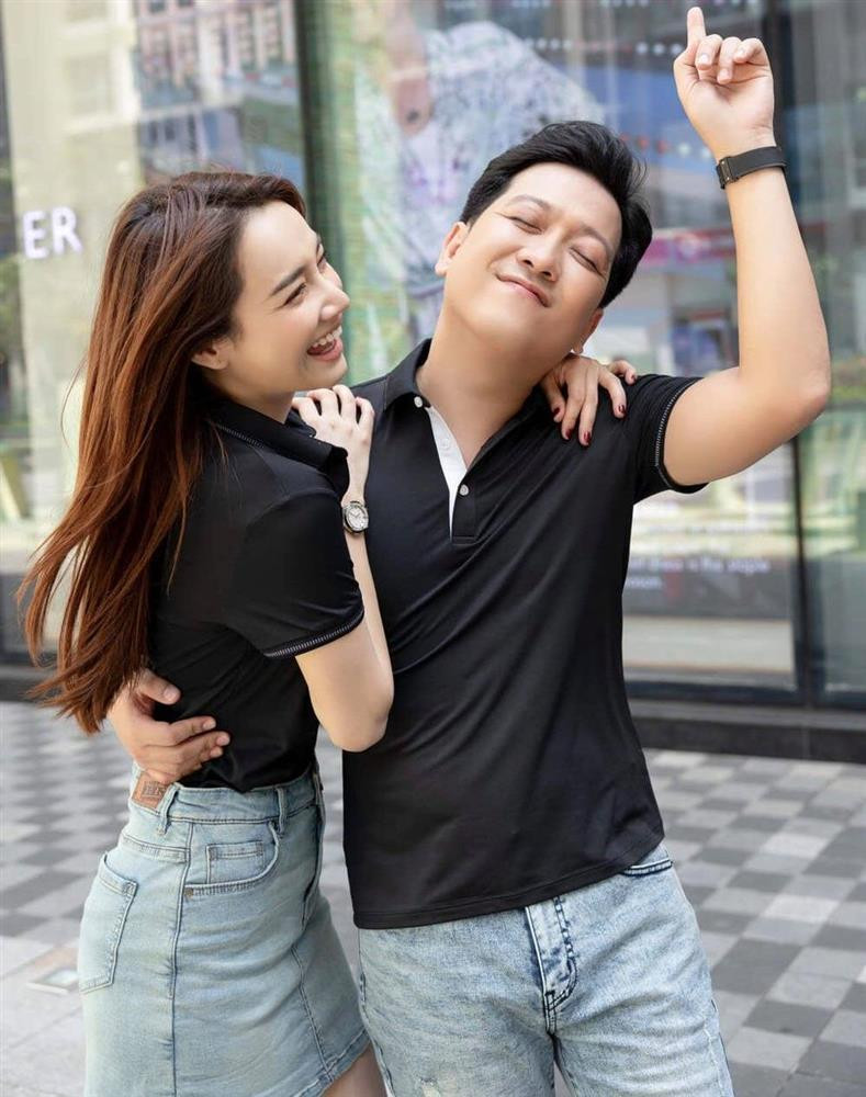 Cặp đôi đình đám showbiz Việt.