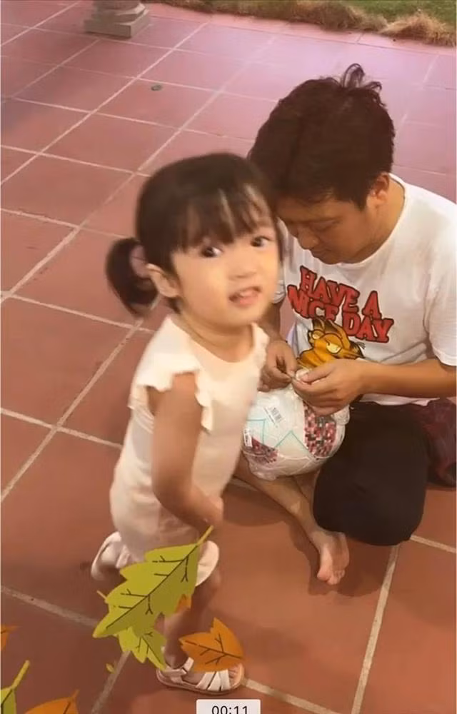 Ái nữ đầu lòng của Trường Giang - Nhã Phương.