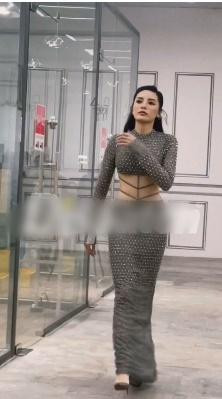 Ngay cả góc máy chụp lén cũng chẳng thể dìm hàng được mỹ nhân Vbiz nữa rồi!