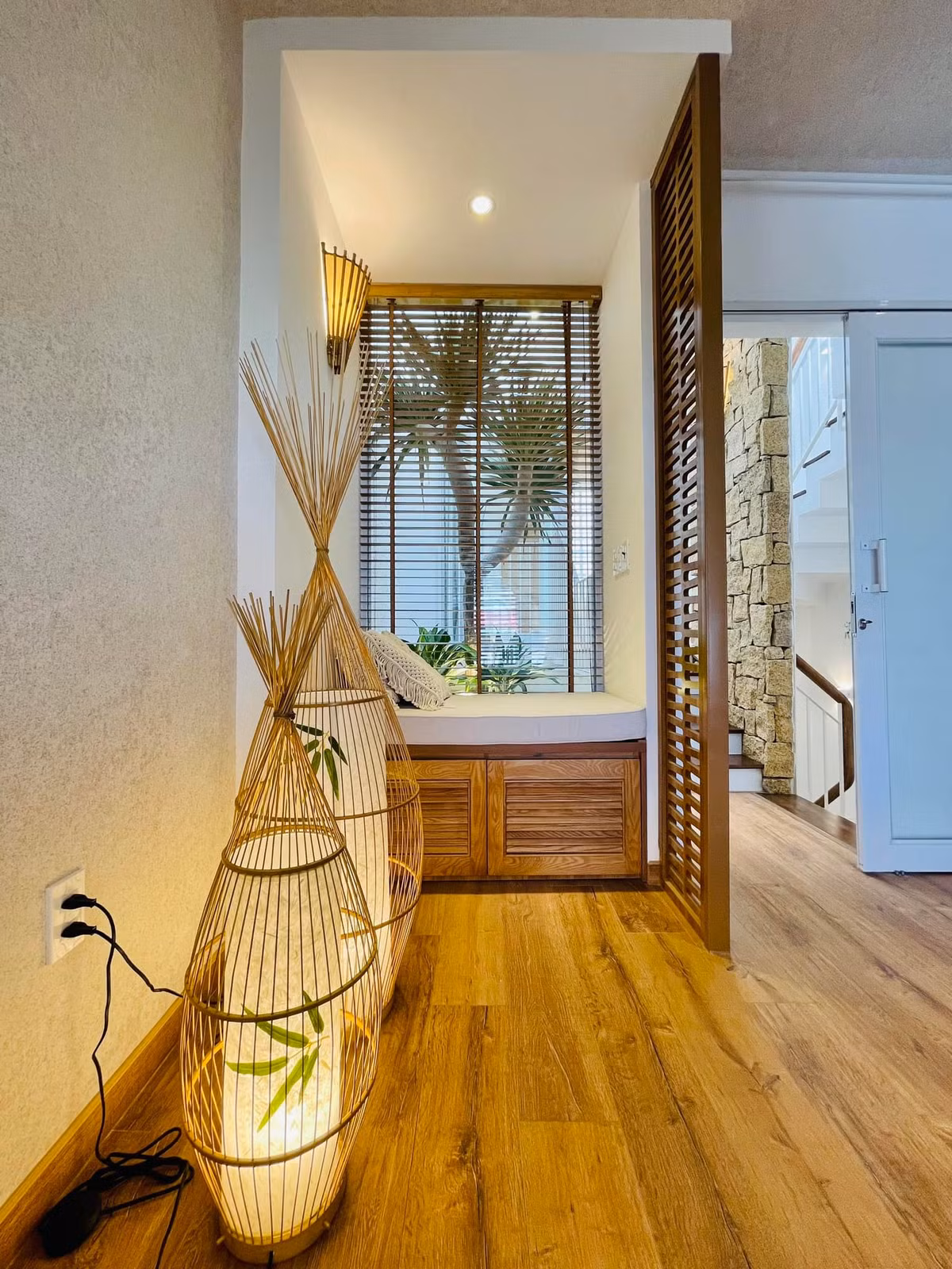 Cap vo chong o TP.HCM mua nha hon 10 ty o tuoi 26-Hinh-8