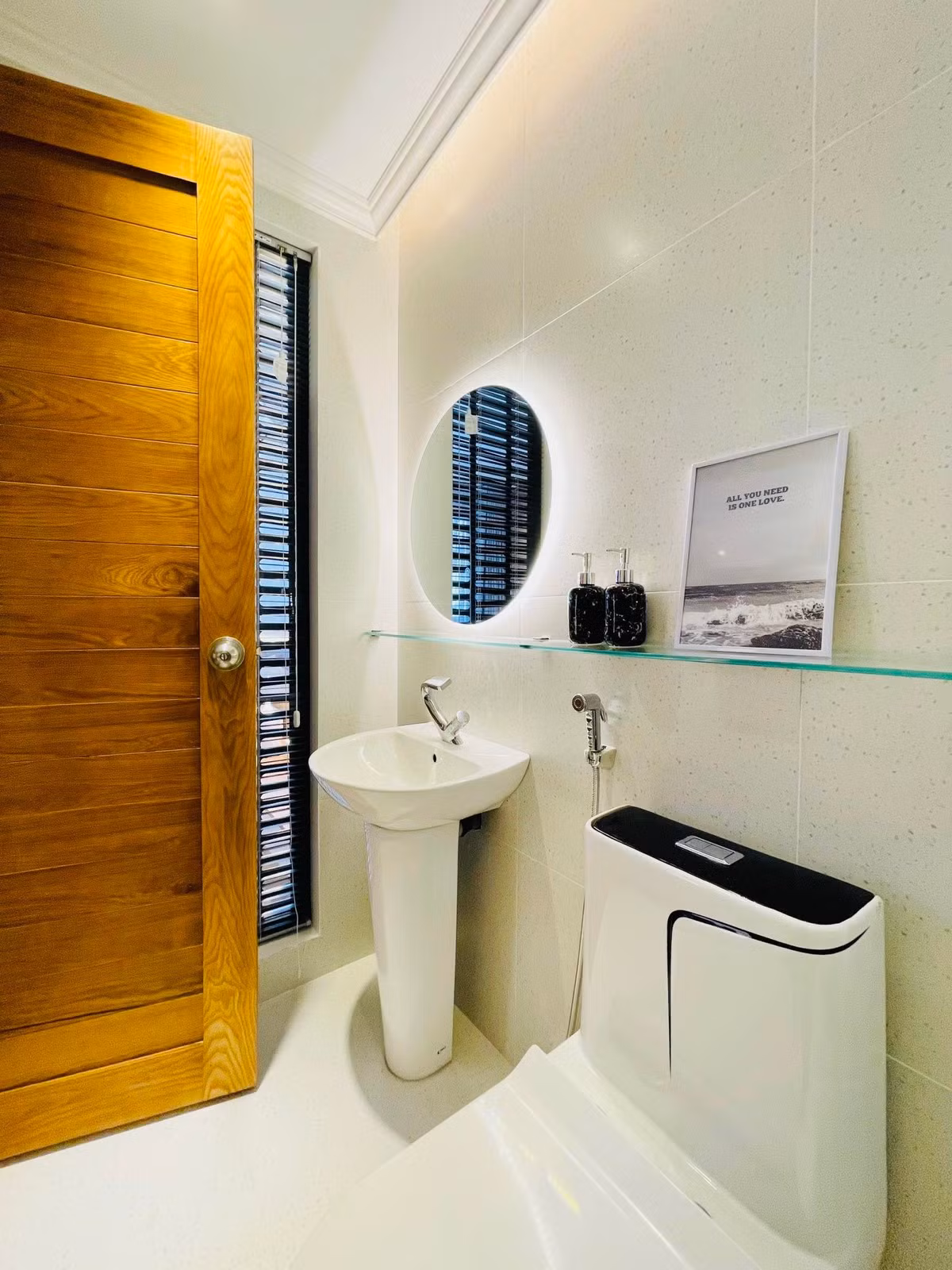 Cap vo chong o TP.HCM mua nha hon 10 ty o tuoi 26-Hinh-20