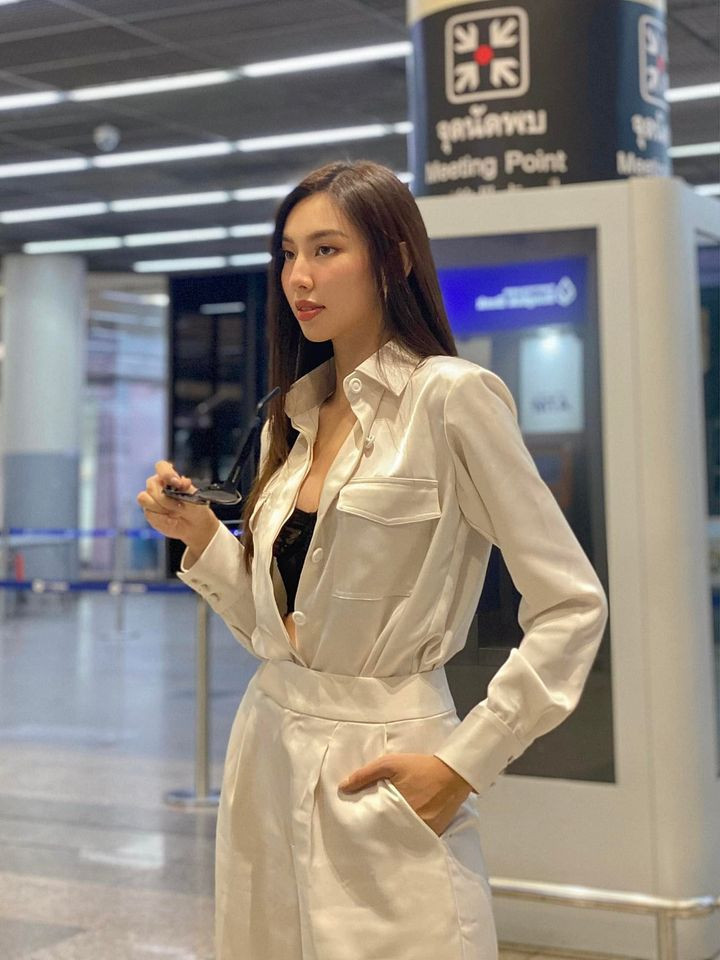 Xuan Hinh dang anh vui ve ben vo cung cac con ky nghi le-Hinh-10