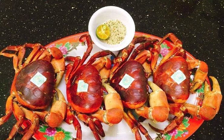 Nếu ai đã từng thưởng thức thịt của loại cua này sẽ biết rằng nó không hề thua kém loại cua đang được đánh giá là số 1 của Việt Nam hiện nay - cua huỳnh đế.