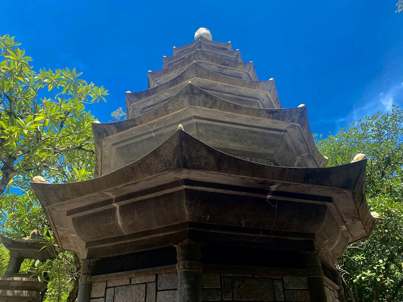 Kien truc doc dao cua ngoi co tu o Hue, gieng nuoc khong ai dam uong-Hinh-7