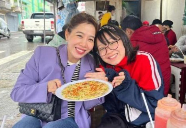 NSUT Chi Trung phong do tuoi 61, vo NSND Cong Ly tuoi xinh-Hinh-3