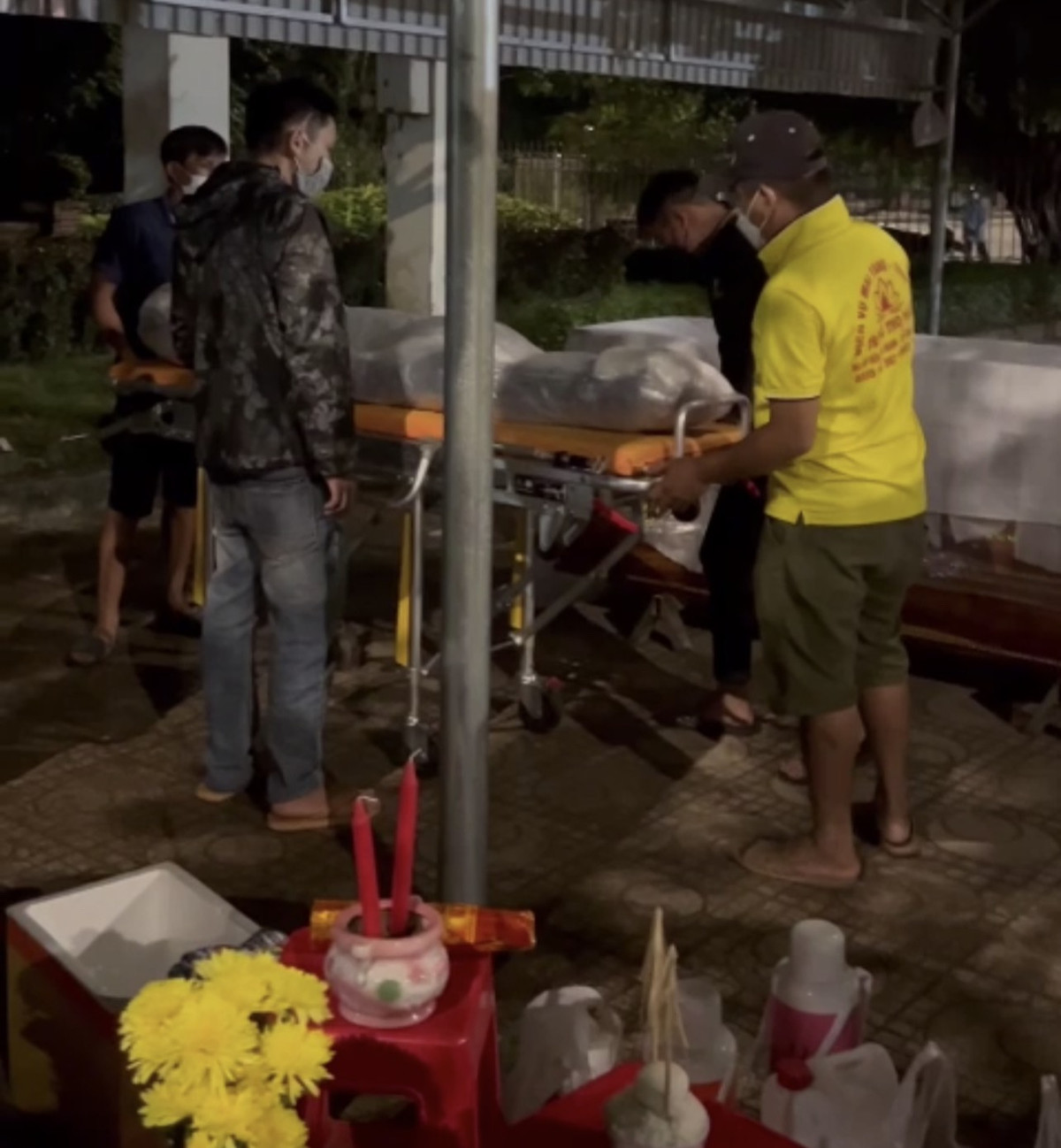 Am anh cua nguoi chuoc hang tram nan nhan khoi cong ty 'ma' o Campuchia-Hinh-3