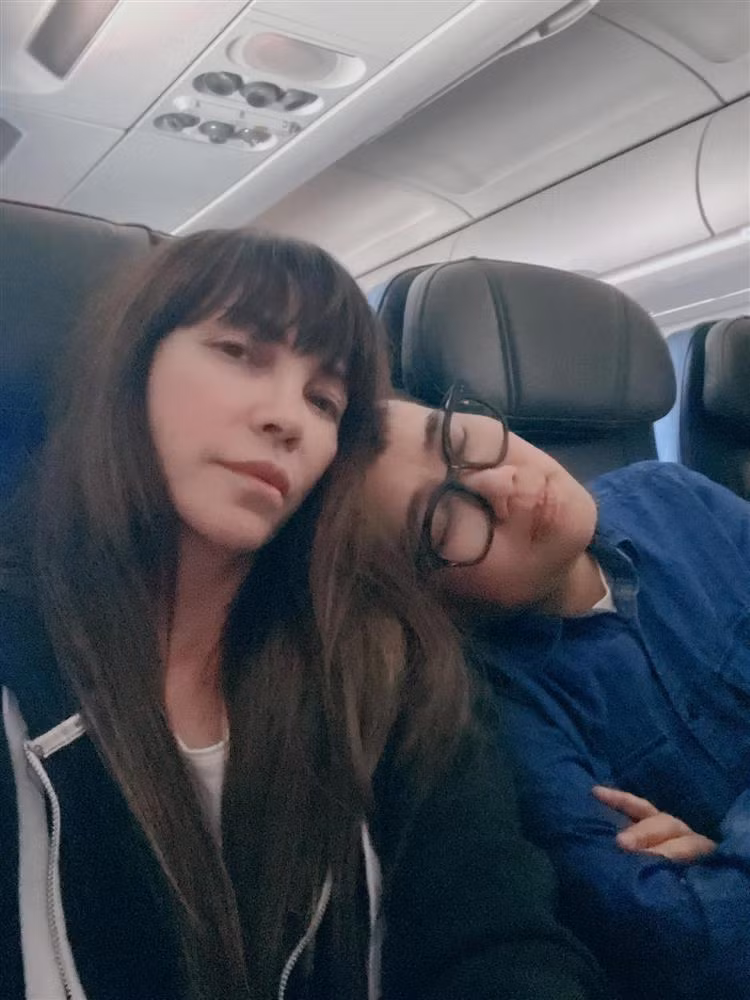 Thanh Hà - Phương Uyên công khai chuyện tình cảm vào Valentine 2022.