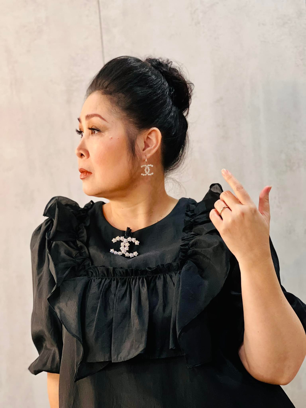 NSND Hồng Vân thấy thời gian trôi quá nhanh.