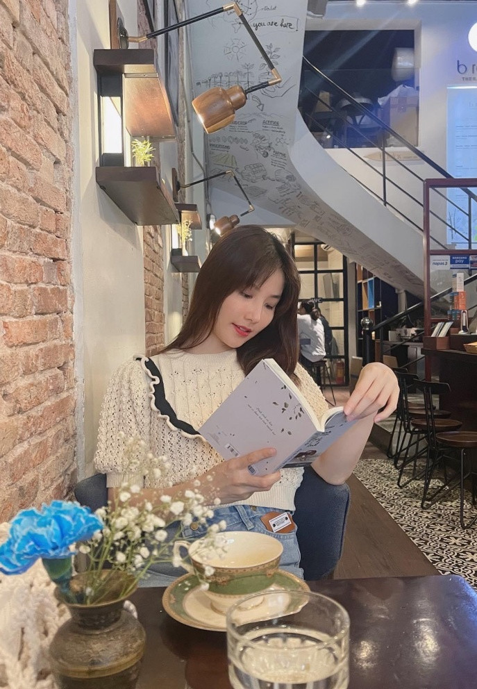 Thiệu Ánh Dương phát tướng, NSND Hồng Vân thon gọn không ngờ - Hình 6 Thieu Anh Duong phat tuong, NSND Hong Van thon gon khong ngo-Hinh-6