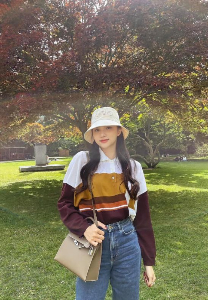 Thiệu Ánh Dương phát tướng, NSND Hồng Vân thon gọn không ngờ - Hình 11 Thieu Anh Duong phat tuong, NSND Hong Van thon gon khong ngo-Hinh-11