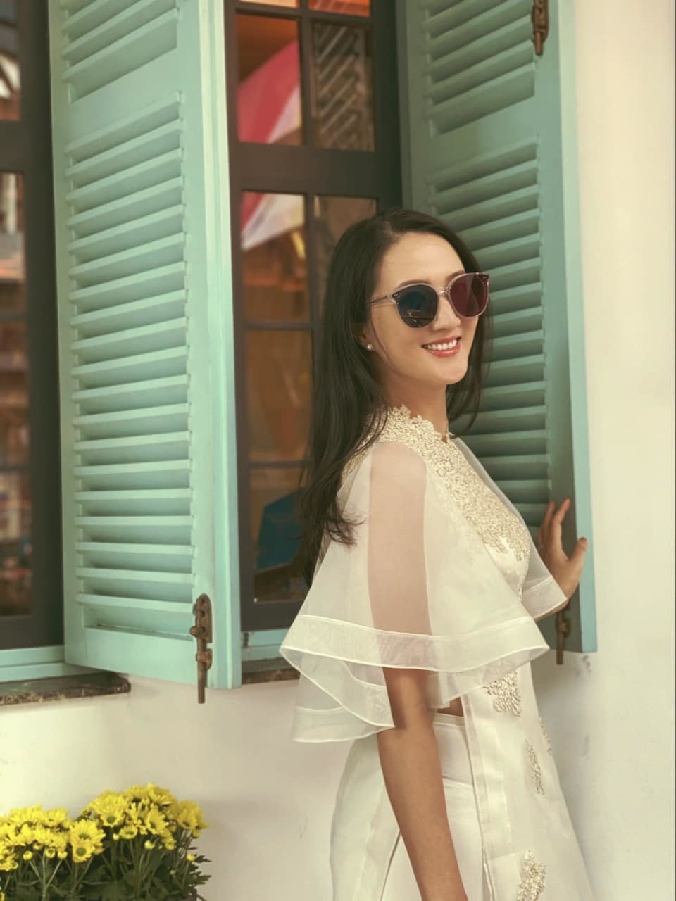 Phạm Hoàng Mến trẻ đẹp.