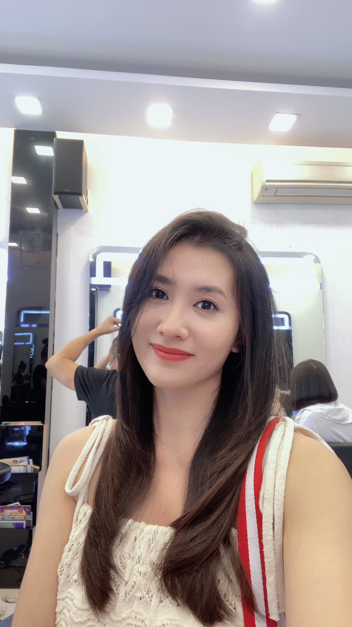 Vẻ tươi trẻ của diễn viên Nguyệt Ánh.