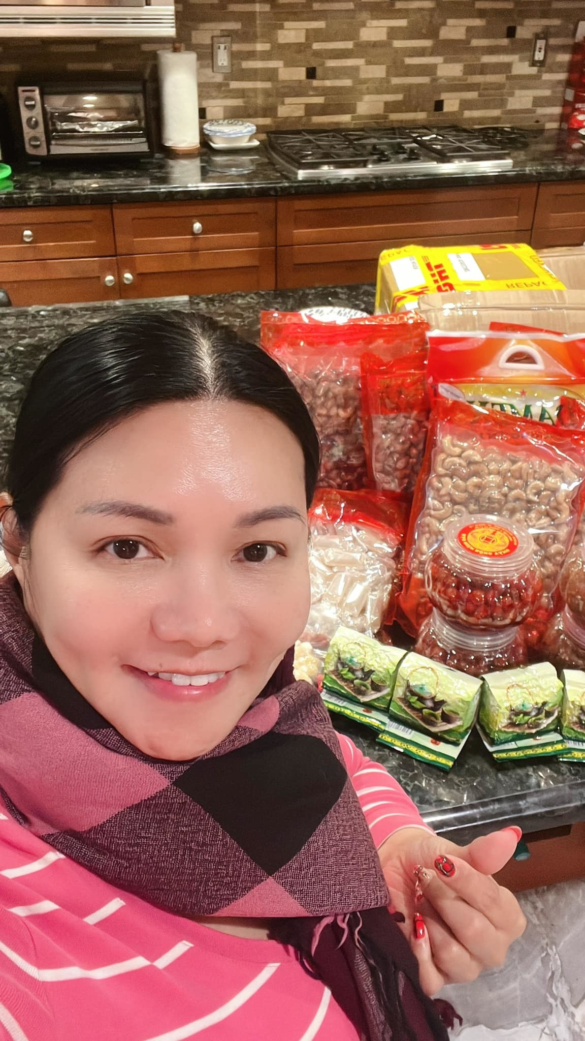 Ngọc Huyền để mặt mộc.