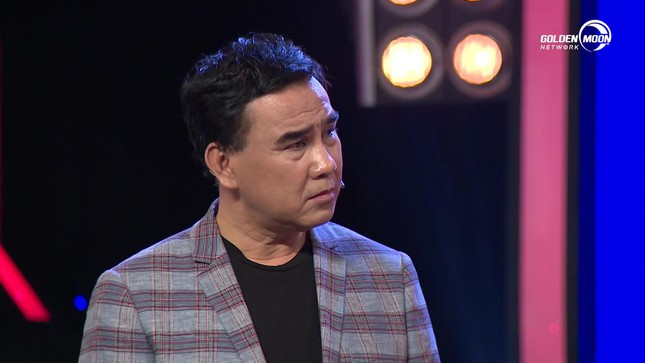 Quyen Linh chia se ky niem thoi dich: Chi dam nhin con tu xa-Hinh-2