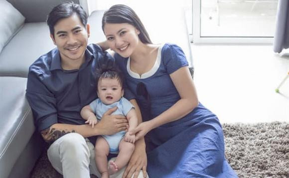 Sau gan 2 nam ly hon Ngoc Lan, Thanh Binh khoe nha tien ty