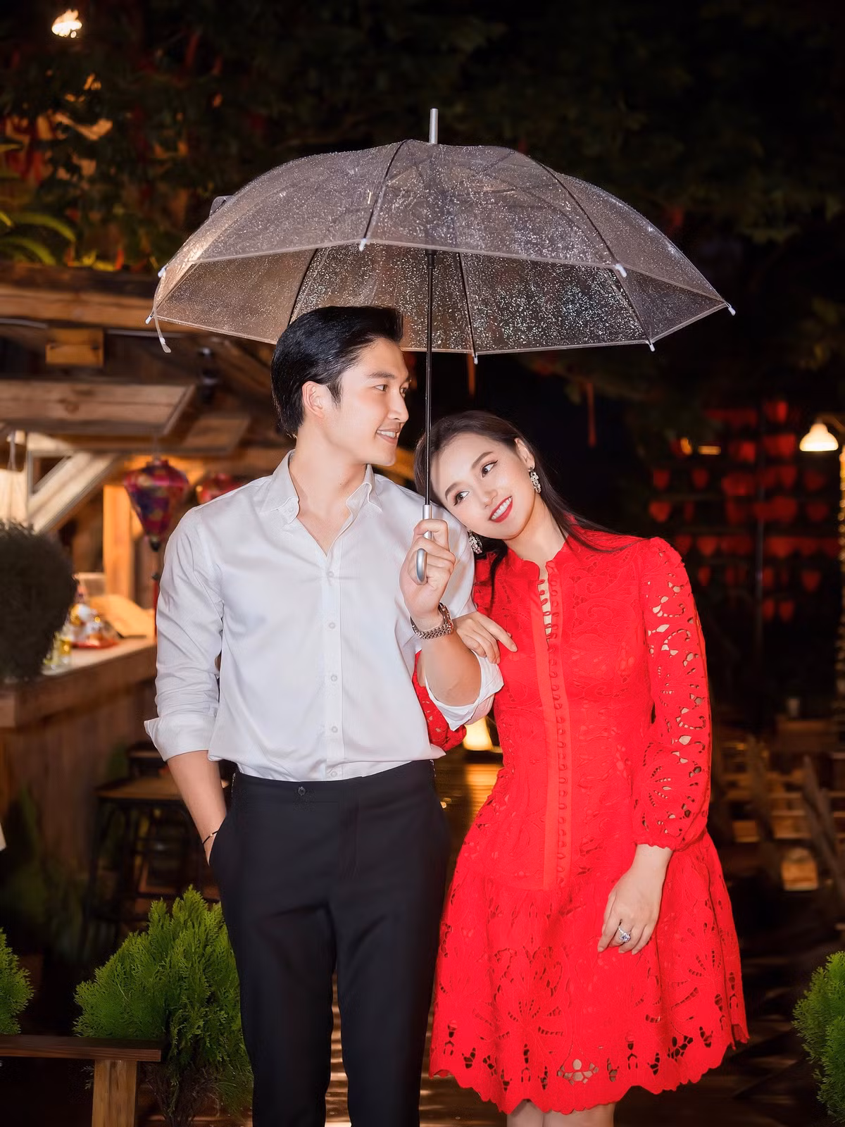 Ho Ngoc Ha dien ao nude thu hut moi anh nhin-Hinh-10