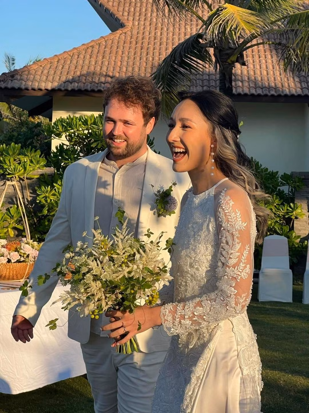 My Linh khoe anh dam cuoi con gai tai Hoi An-Hinh-3