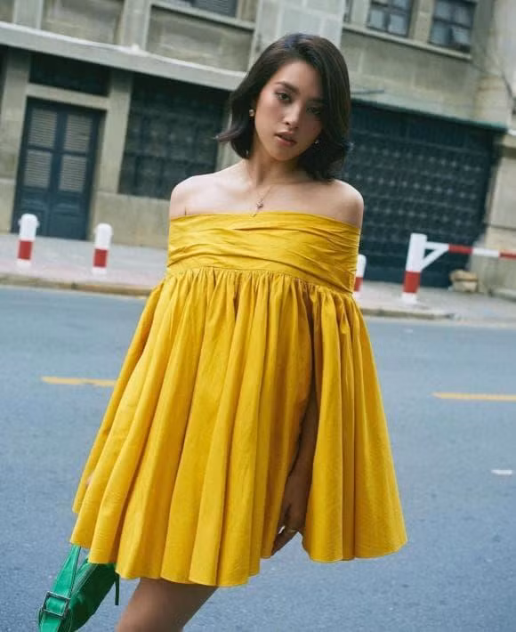 Tiểu Vy đang là nàng Hậu sở hữu lượng fans đông đảo của Vbiz.