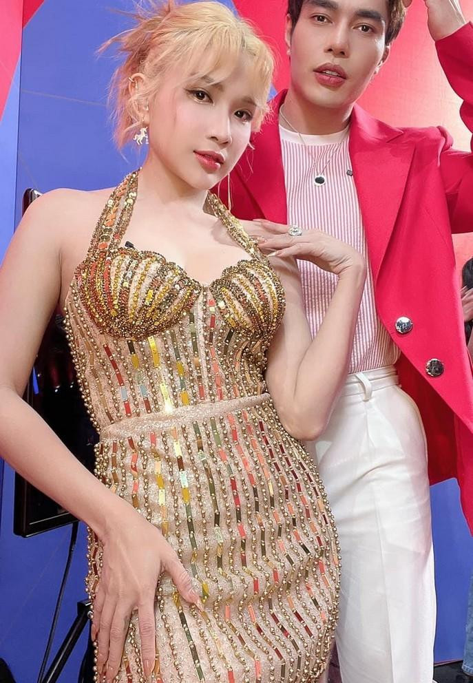 Khả Như và Lê Dương Bảo Lâm áp lực khi lần đầu được giao vị trí trưởng phòng trong 'Ơn giời! Cậu đây rồi".