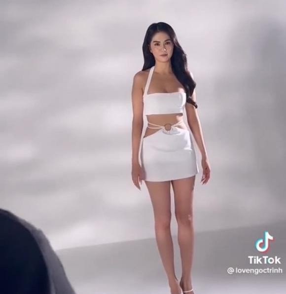 o với độ tuổi 33, nhìn tổng thể Ngọc Trinh vẫn khá trẻ so với tuổi thực.