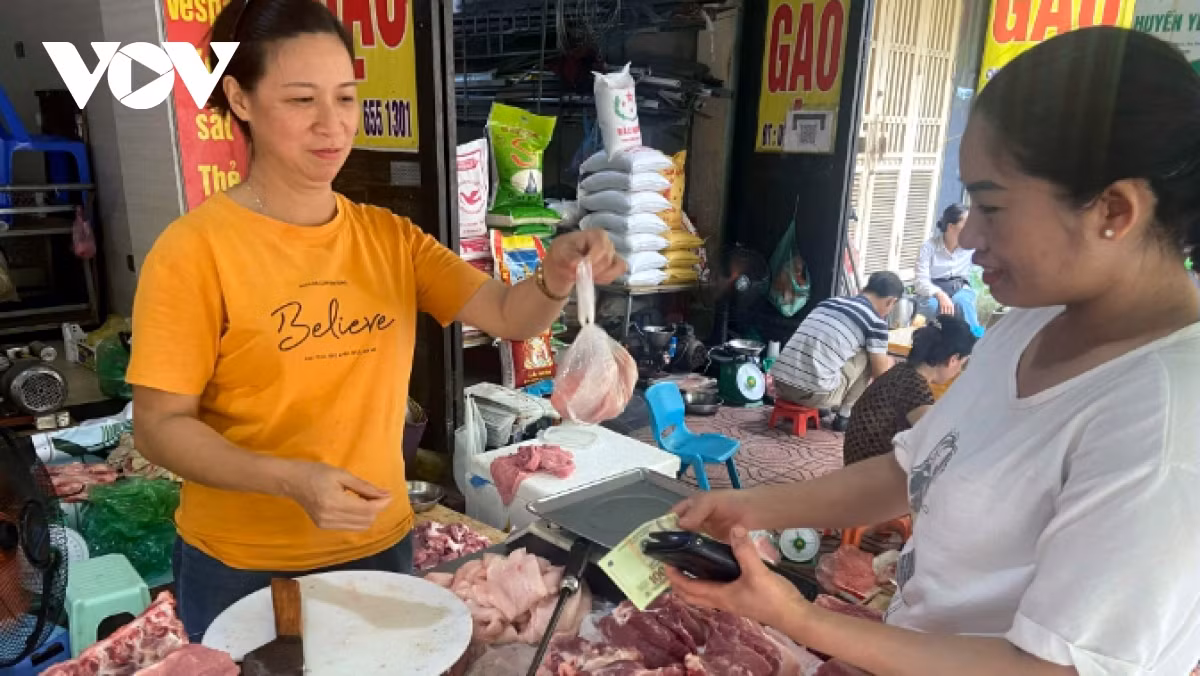 Vi sao nguoi dan van phai mua bat pho gia 60.000 dong?