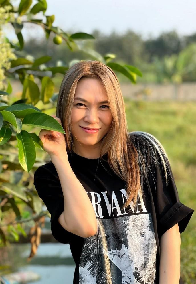 Ca sĩ Mỹ Tâm nhí nhảnh trong khoảnh khắc đời thường.