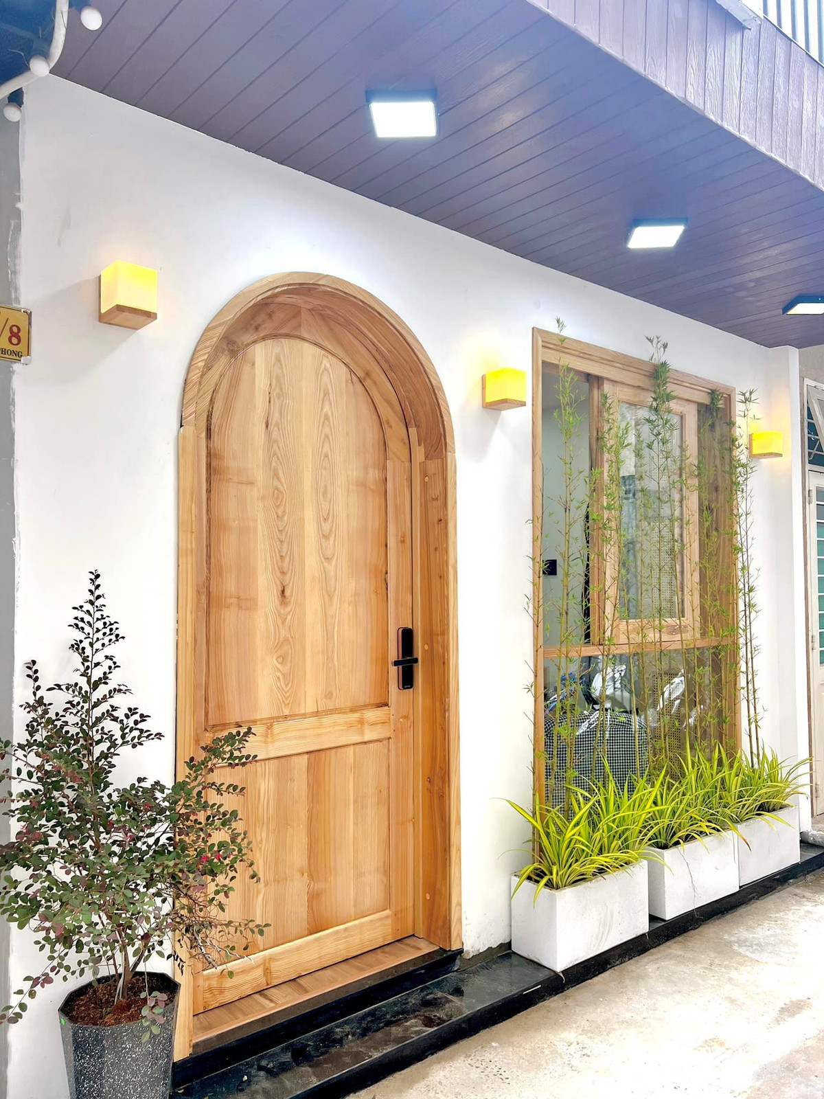 Nhà ống trong hẻm biến thành "vườn địa đàng" sau cải tạo - Hình 2 Nha ong trong hem bien thanh