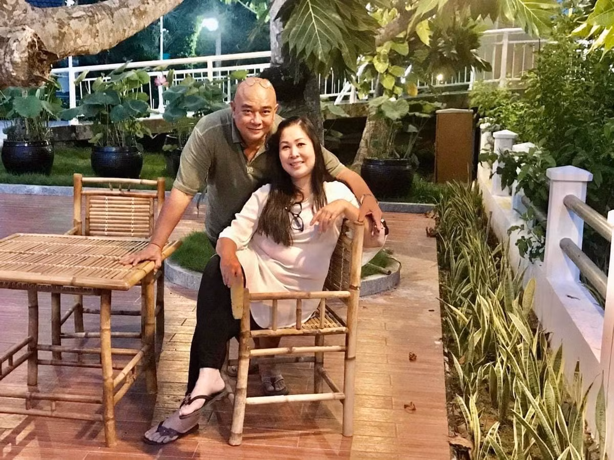 Hon nhan 23 nam cua NSND Hong Van va Le Tuan Anh